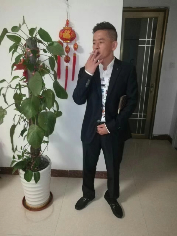 男人三十而立的第二张照片--厦门相亲服务中心