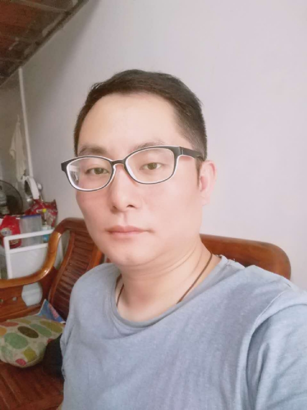 流星的尾巴的第一张照片--厦门相亲服务中心
