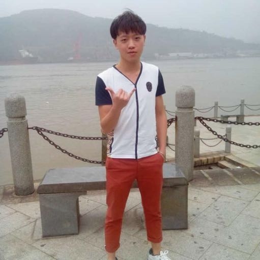 刘子颖的第一张照片--厦门相亲服务中心