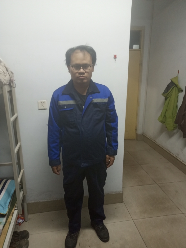 黄俊的第一张照片--厦门相亲服务中心