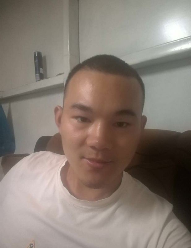 小強。。的第一张照片--厦门相亲服务中心