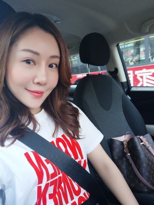 娜娜的第二张照片--厦门相亲服务中心