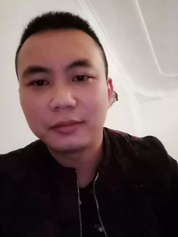 喜闻香气的第一张照片--厦门相亲服务中心
