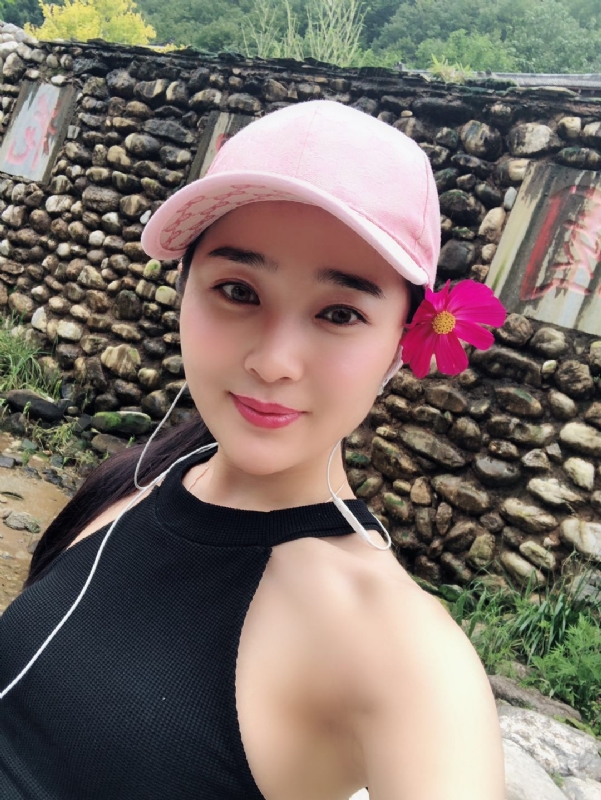 小白兔的大奶糖的第一张照片--厦门相亲服务中心