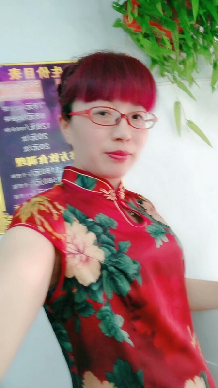 平凡女人的第一张照片--厦门相亲服务中心