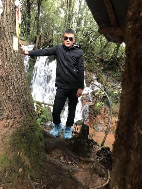 譕訫的第一张照片--厦门相亲服务中心