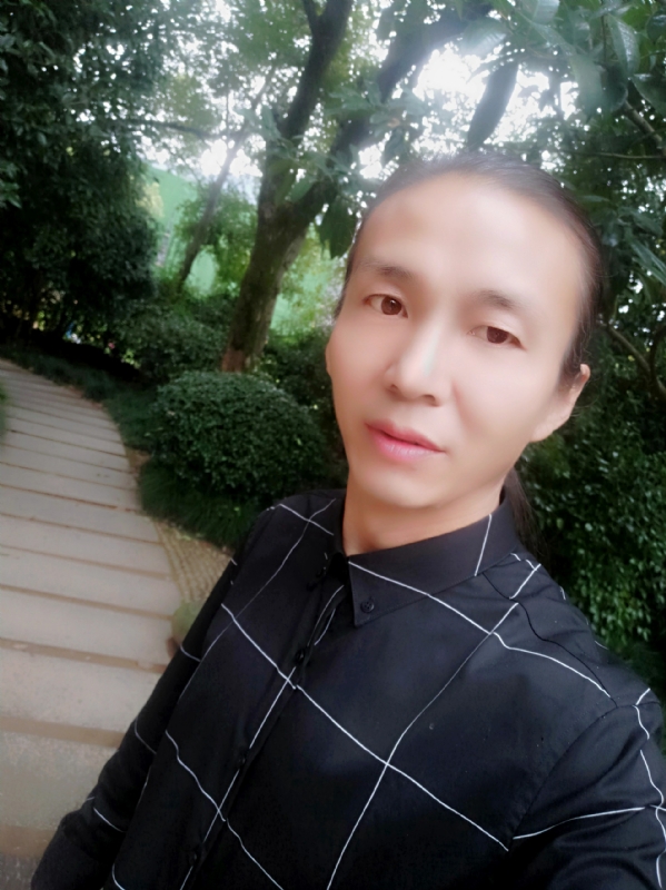 北方的狼的第一张照片--厦门相亲服务中心