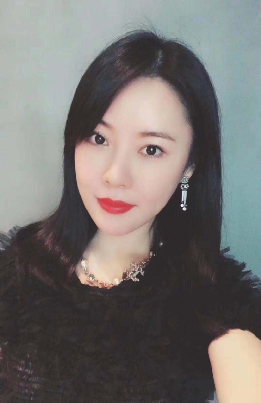 李莉的第一张照片--厦门相亲服务中心