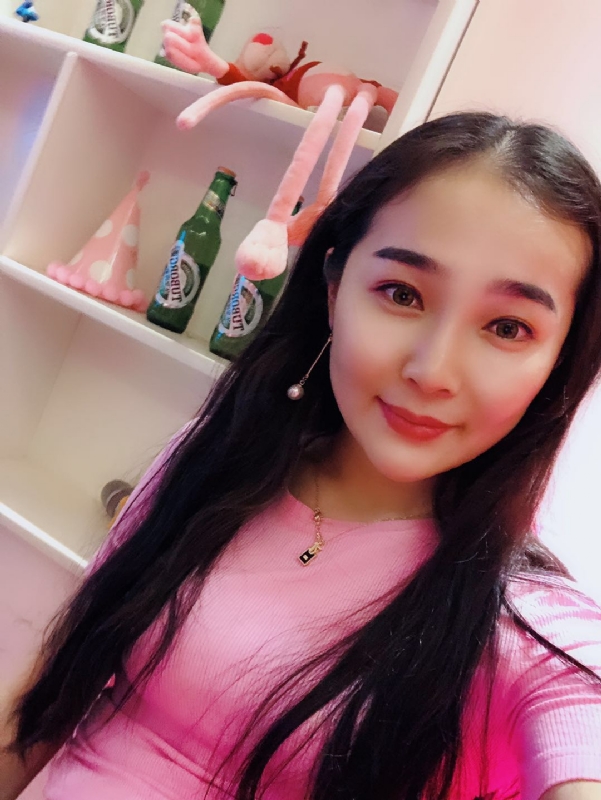李雨菲的第一张照片--厦门相亲服务中心
