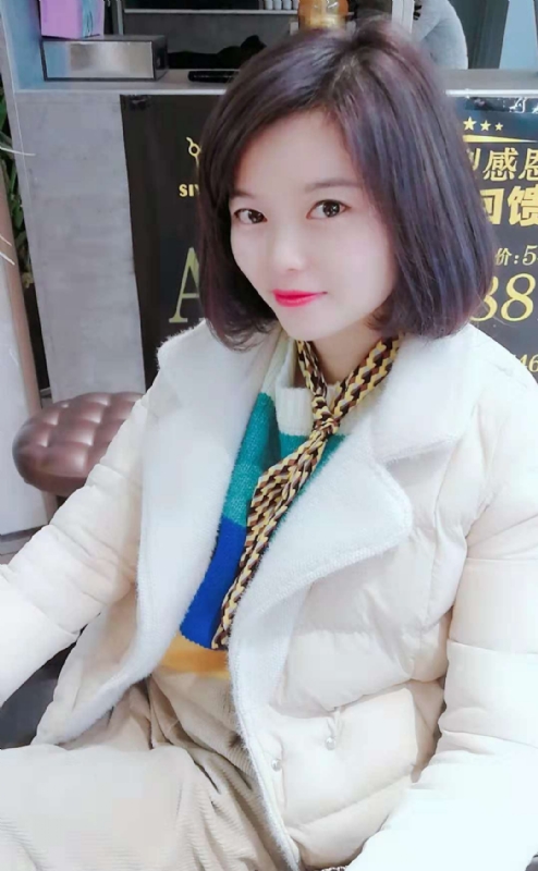 认真的雪的第一张照片--厦门相亲服务中心