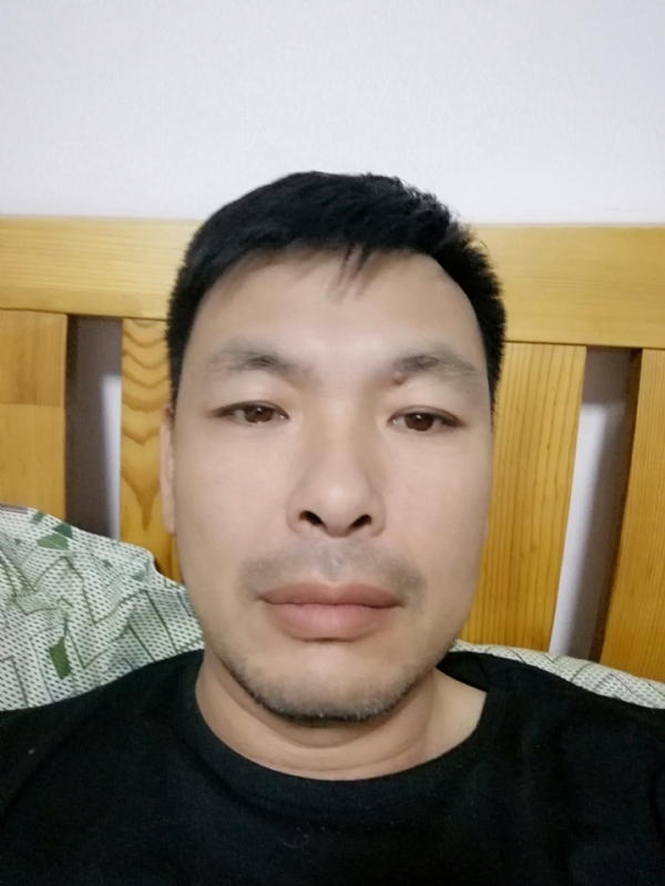 不爱当牛的第一张照片--厦门相亲服务中心