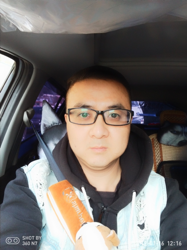 香烟最懂男人心的第一张照片--厦门相亲服务中心