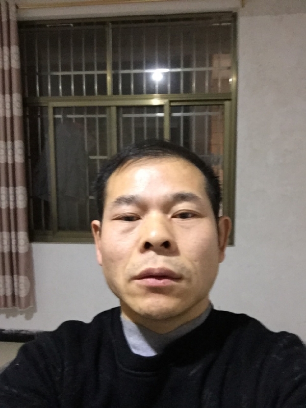 徐徐清风的第一张照片--厦门相亲服务中心