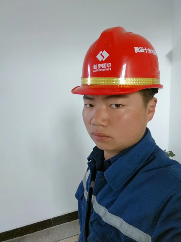 小公牛的第一张照片--厦门相亲服务中心
