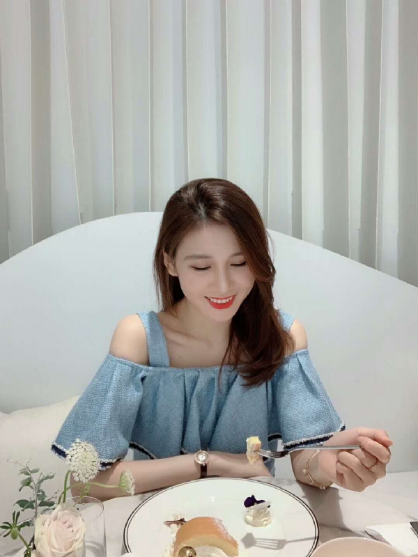 Emily的第三张照片--厦门相亲服务中心