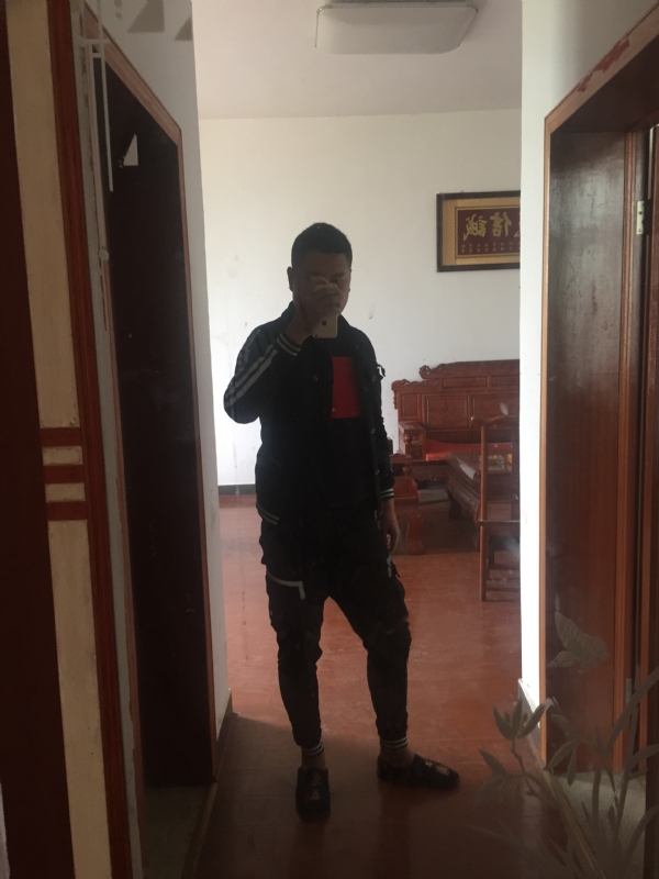 MC无所畏惧的第一张照片--厦门相亲服务中心
