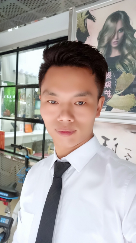 阳光男士的第一张照片--厦门相亲服务中心