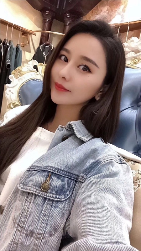 李珊珊的第一张照片--厦门相亲服务中心