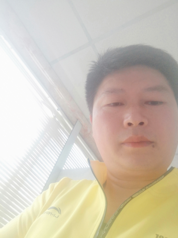 山男的第一张照片--厦门相亲服务中心
