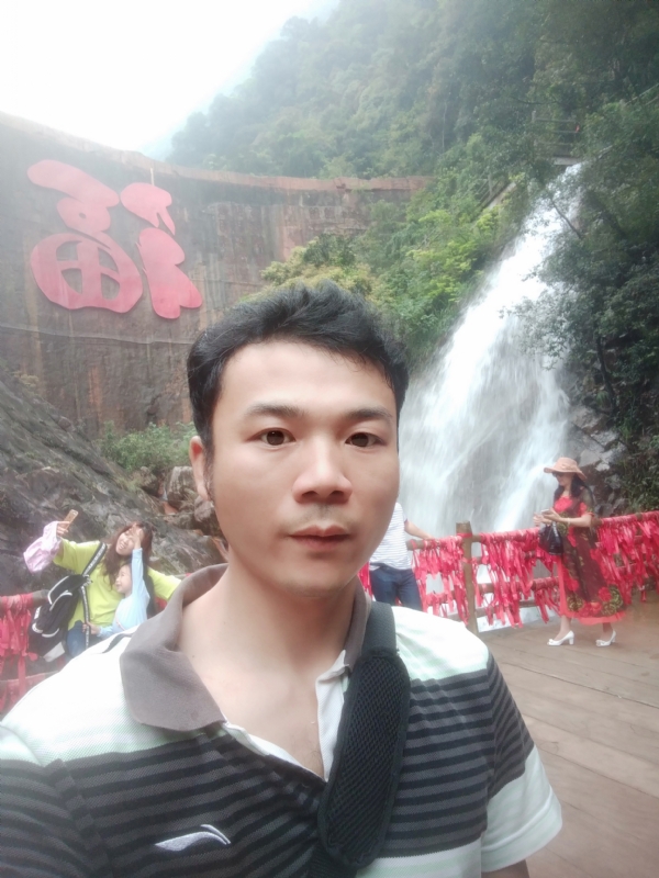 珊珊您是珊无无无妻的第一张照片--厦门相亲服务中心