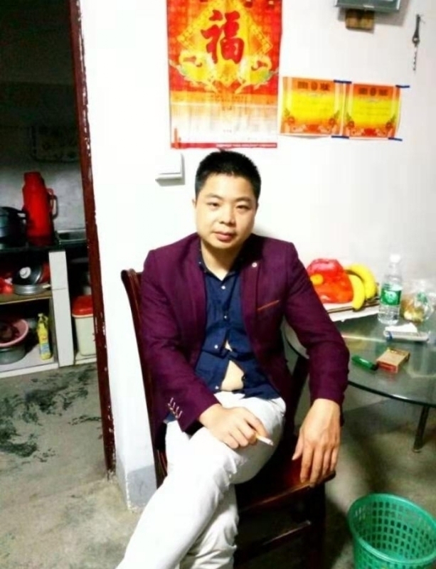 蓝色的微笑的第一张照片--厦门相亲服务中心