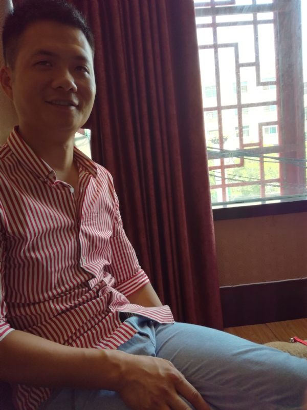 一号车手的第一张照片--厦门相亲服务中心