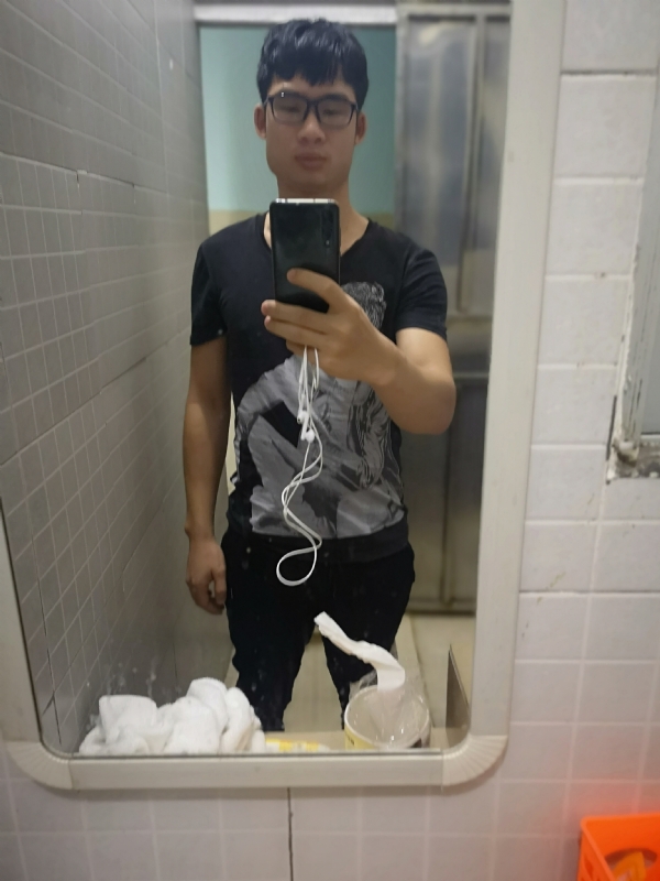 右手的执着的第一张照片--厦门相亲服务中心