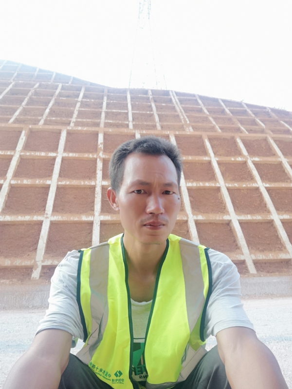 哥们的第一张照片--厦门相亲服务中心