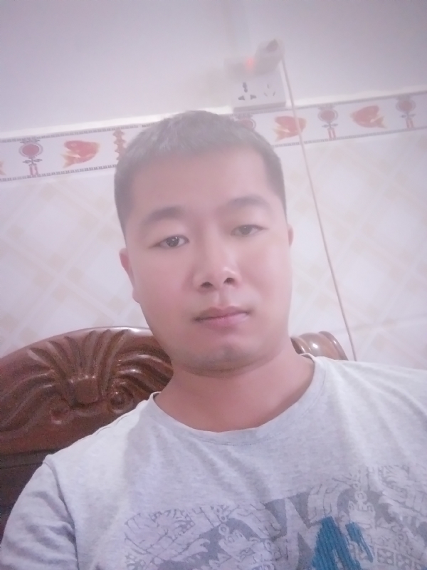 心雨的第一张照片--厦门相亲服务中心
