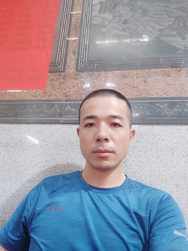 虫子的第一张照片--厦门相亲服务中心