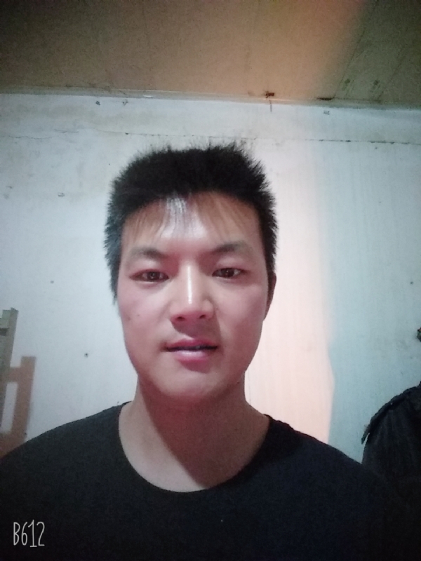 风轻云淡的第一张照片--厦门相亲服务中心