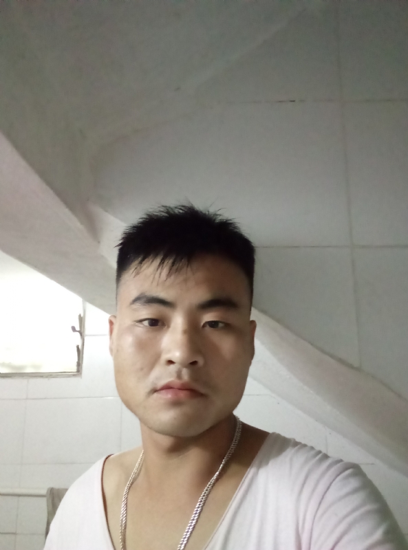 落叶知秋的第一张照片--厦门相亲服务中心
