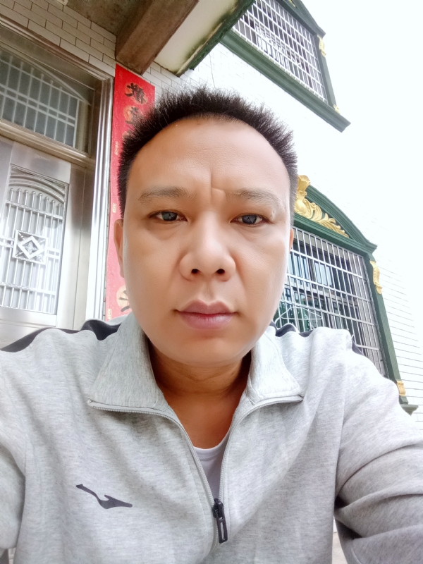 随缘的第一张照片--厦门相亲服务中心