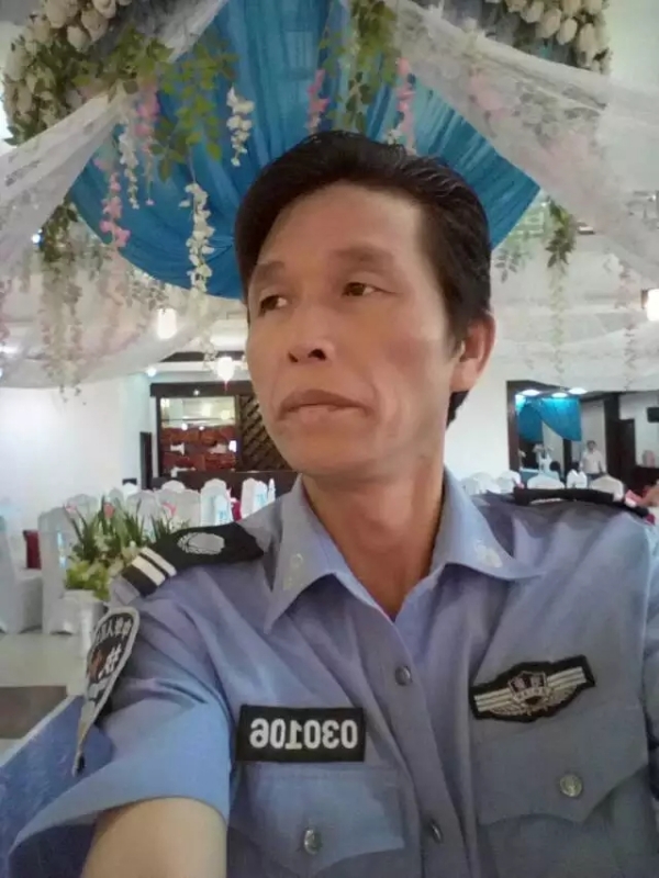 卧窗听雨的第二张照片--厦门相亲服务中心