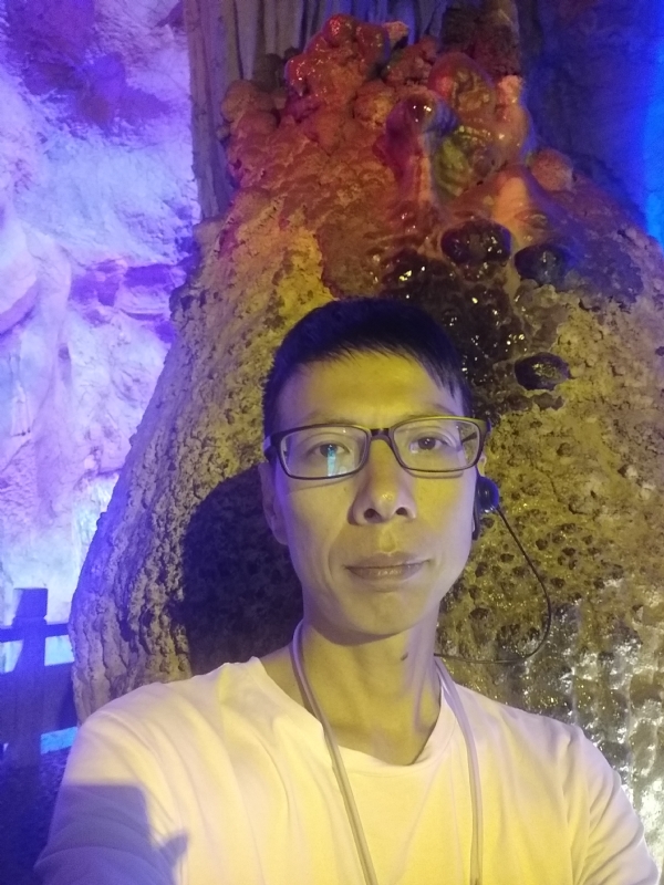 红叶的第一张照片--厦门相亲服务中心