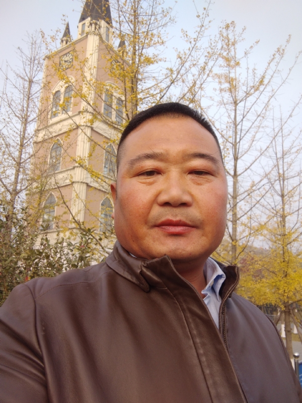 枫的第一张照片--厦门相亲服务中心
