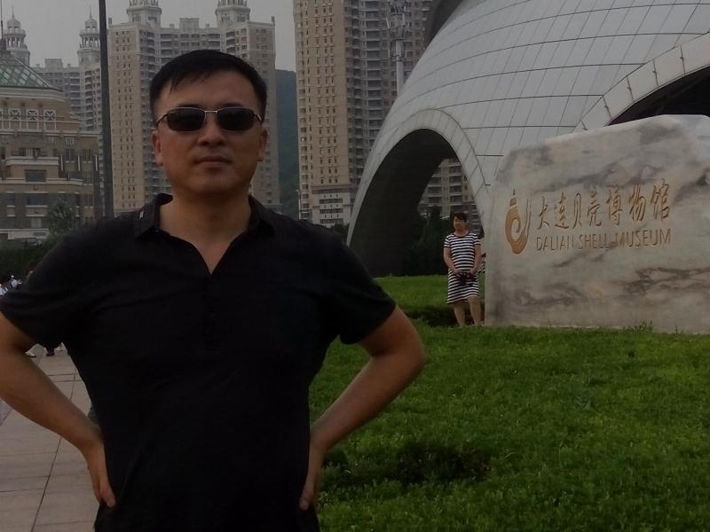 豁达的第一张照片--厦门相亲服务中心