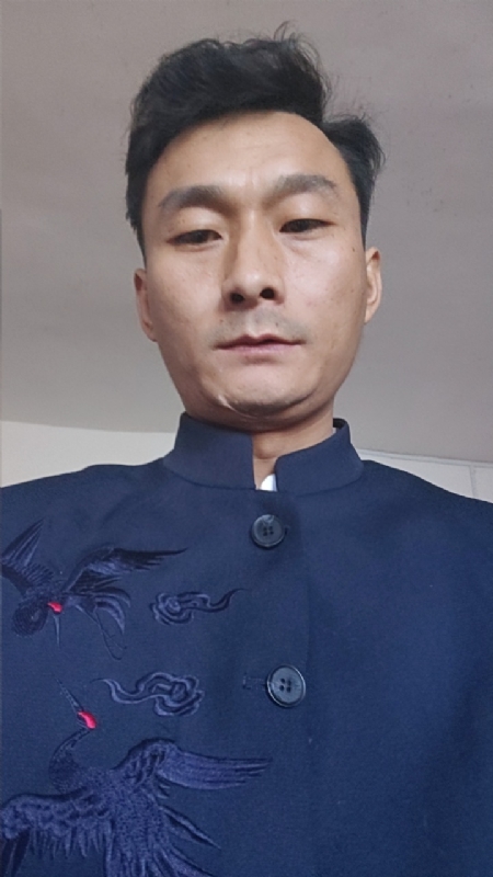 逆袭的小老鼠～龙long的第一张照片--厦门相亲服务中心