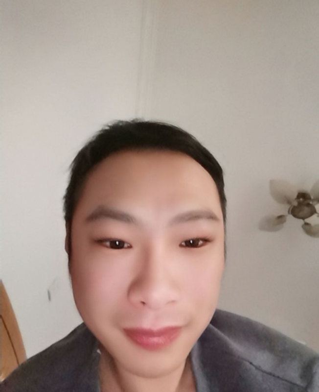 陈峰的第一张照片--厦门相亲服务中心