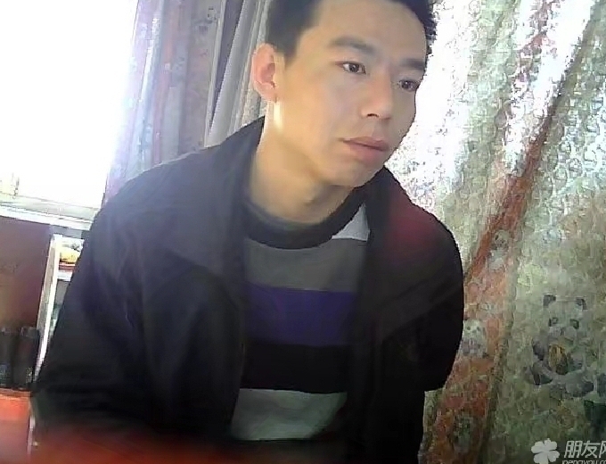 向钱奔跑的第一张照片--厦门相亲服务中心