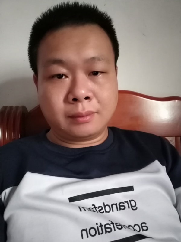飞的第一张照片--厦门相亲服务中心