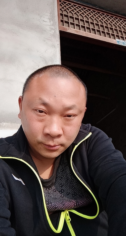 马克的第一张照片--厦门相亲服务中心