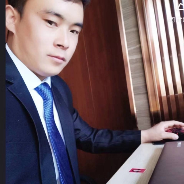 会哭的幸福的第一张照片--厦门相亲服务中心
