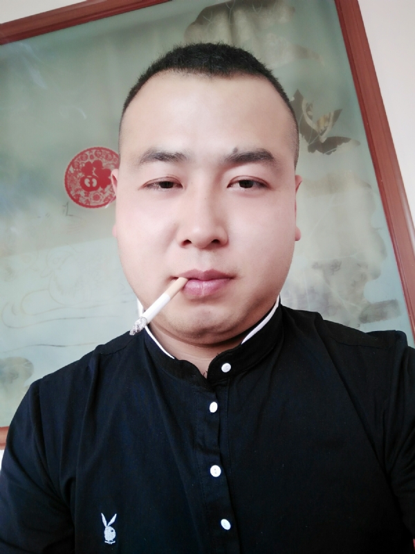贰爺的第一张照片--厦门相亲服务中心