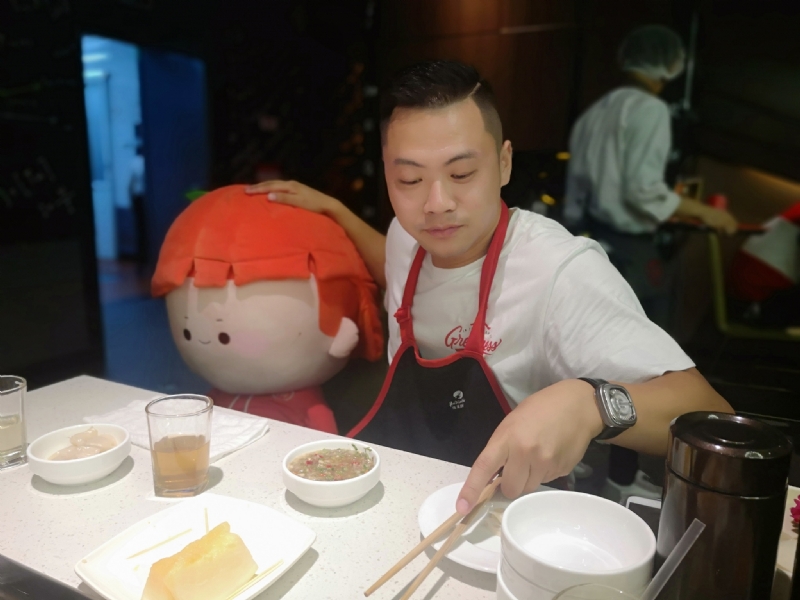 逆行的第一张照片--厦门相亲服务中心