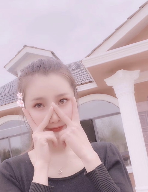 小媛的第一张照片--厦门相亲服务中心