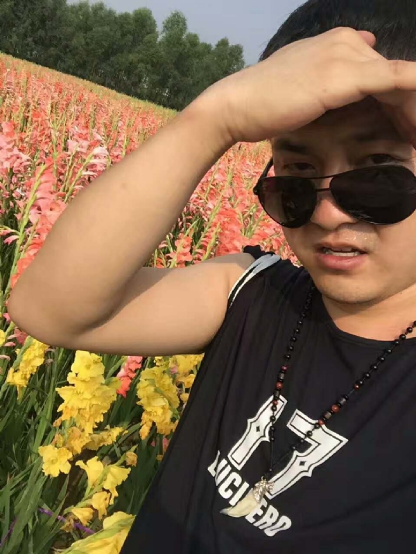 QH-蓝细胞的第一张照片--厦门相亲服务中心