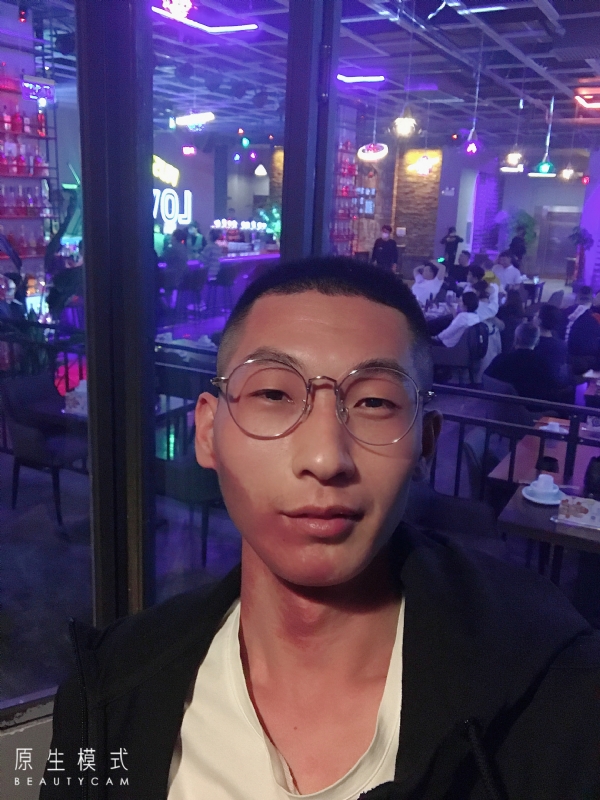 东北小伙的第一张照片--厦门相亲服务中心