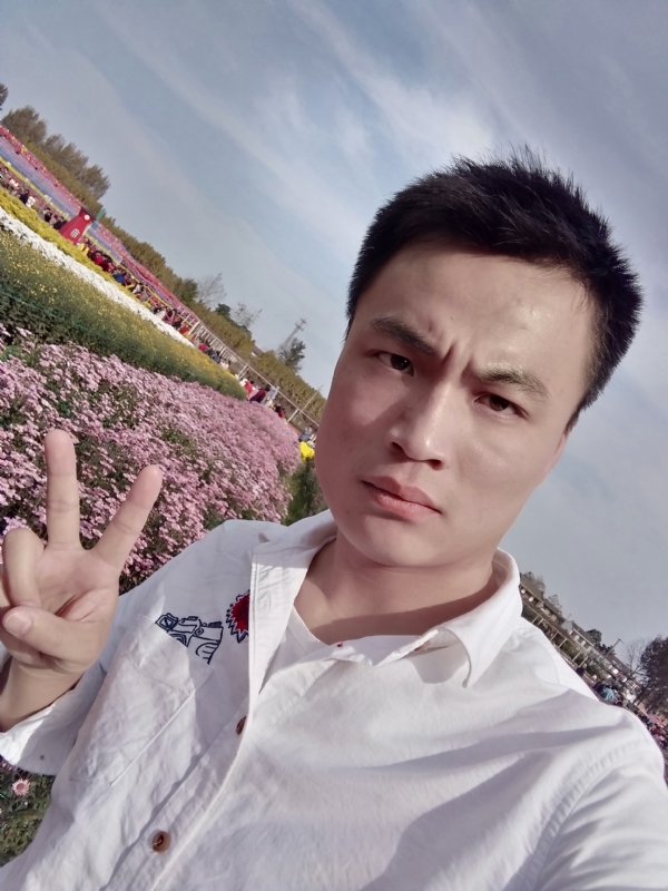 心碎无痕的第二张照片--厦门相亲服务中心