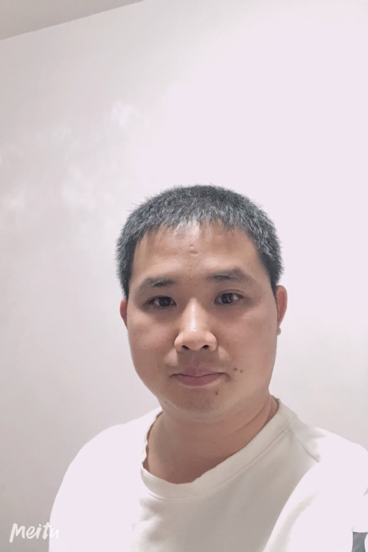 小梁的第一张照片--厦门相亲服务中心
